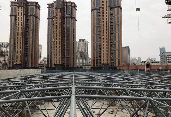 任丘螺栓球网架结构